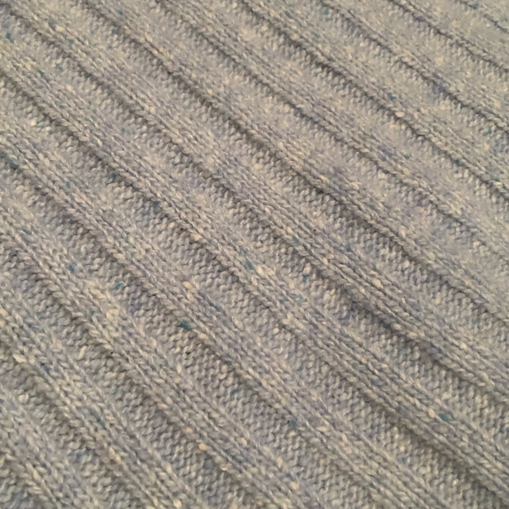 Y2K Ribbed Wool Sweater - Picture 5 of 11
